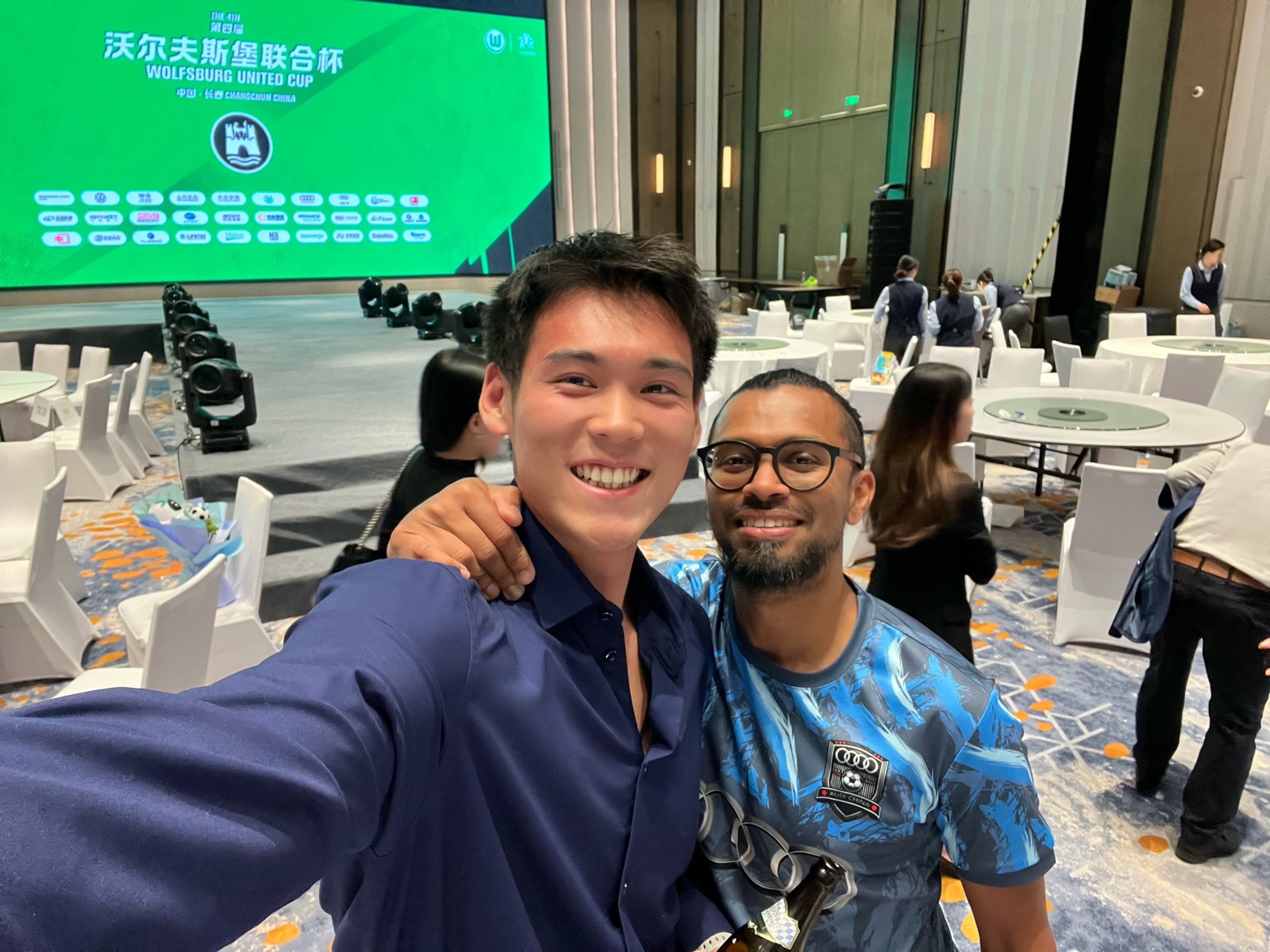 Adam Zhang with a Volkswagen partner at the 4th United Cup